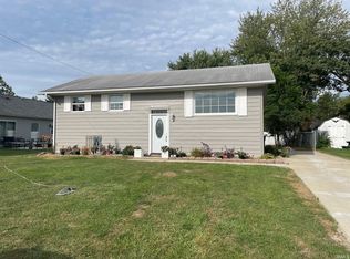 131 Lake St, Upland, IN 46989