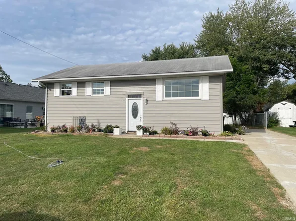 131 Lake St, Upland, IN 46989