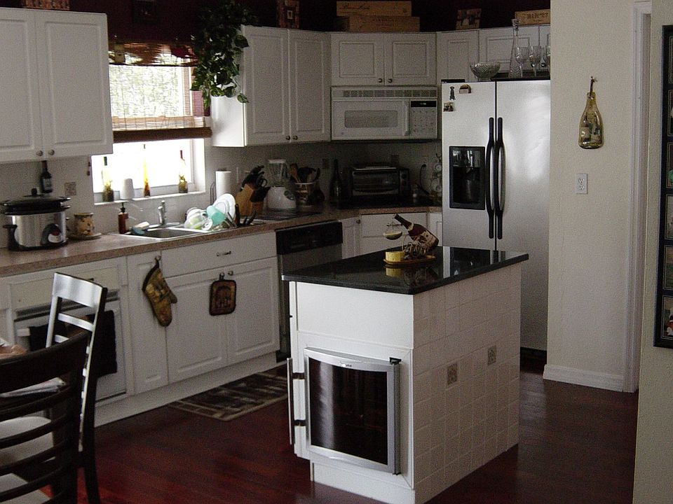 Updated Kitchen with Island