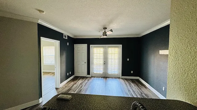 206 E South St #3032 — Photo 9