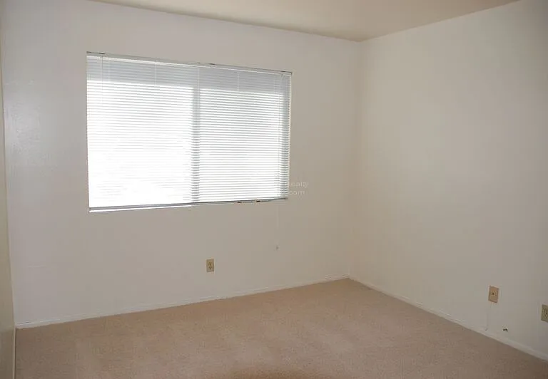 1531 N Santa Anna Ct — Photo 8