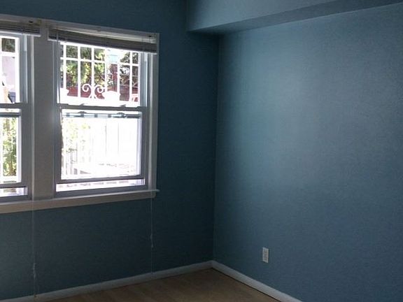4th image of 5755 Cloverdale Blvd