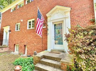 1524 Mount Eagle Pl, Alexandria, VA 22302