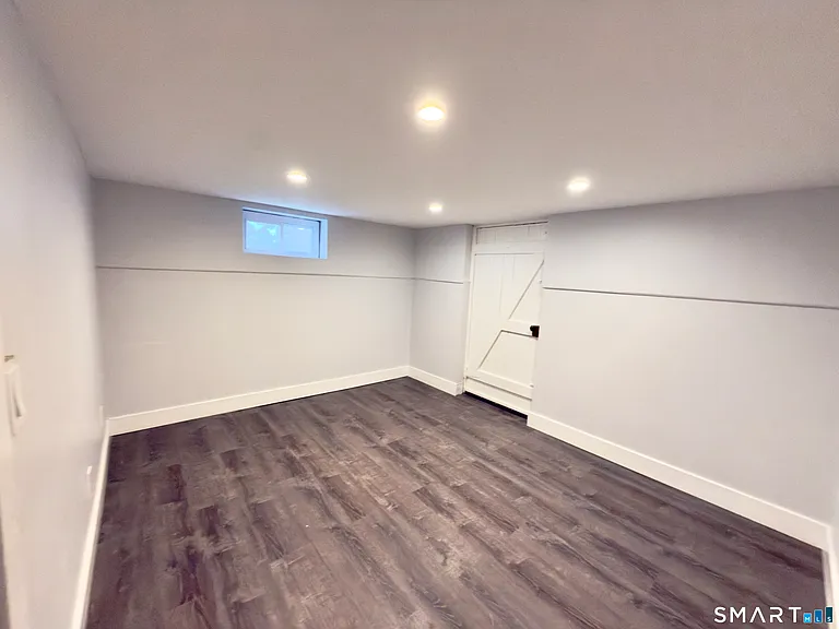 57 Elm St — Photo 24