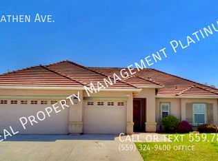 64 N Wathen Ave, Sanger, CA 93657