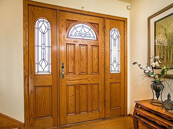 5th image of 4151 Matisse Ave