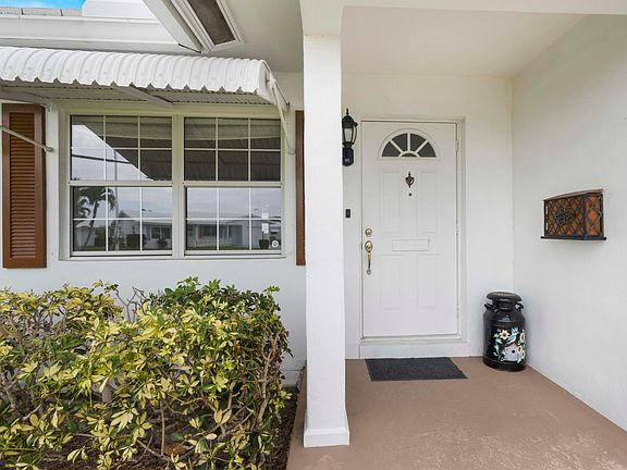 5th image of 810 SW 8 Avenue