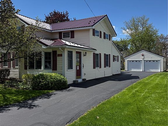 3rd image of 74 Bridge St