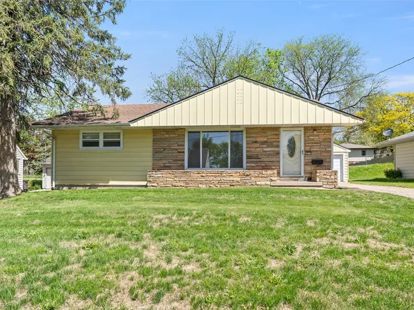 2616 Arthur Ave, Des Moines, IA 50317