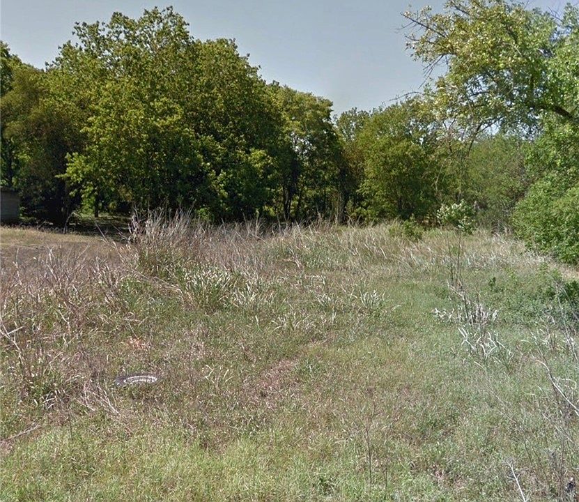 1st image of 737 Newton Ave