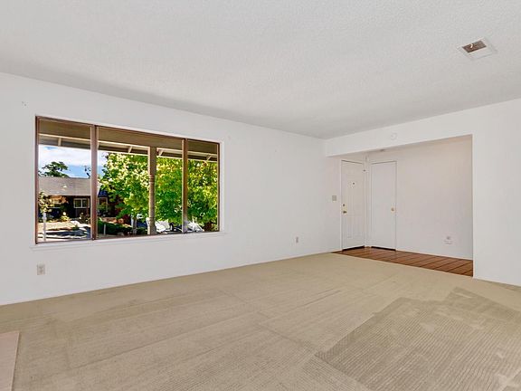 5th image of 180 E Seaview Drive