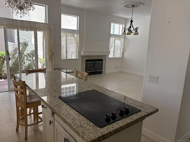17972 Pueblo Vista Ln — Photo 12