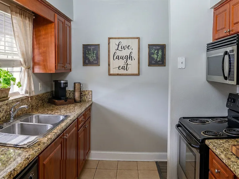 120 S Church Ave #201 — Photo 13