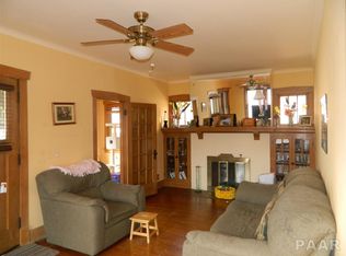 1121 E Gift Ave, Peoria, IL