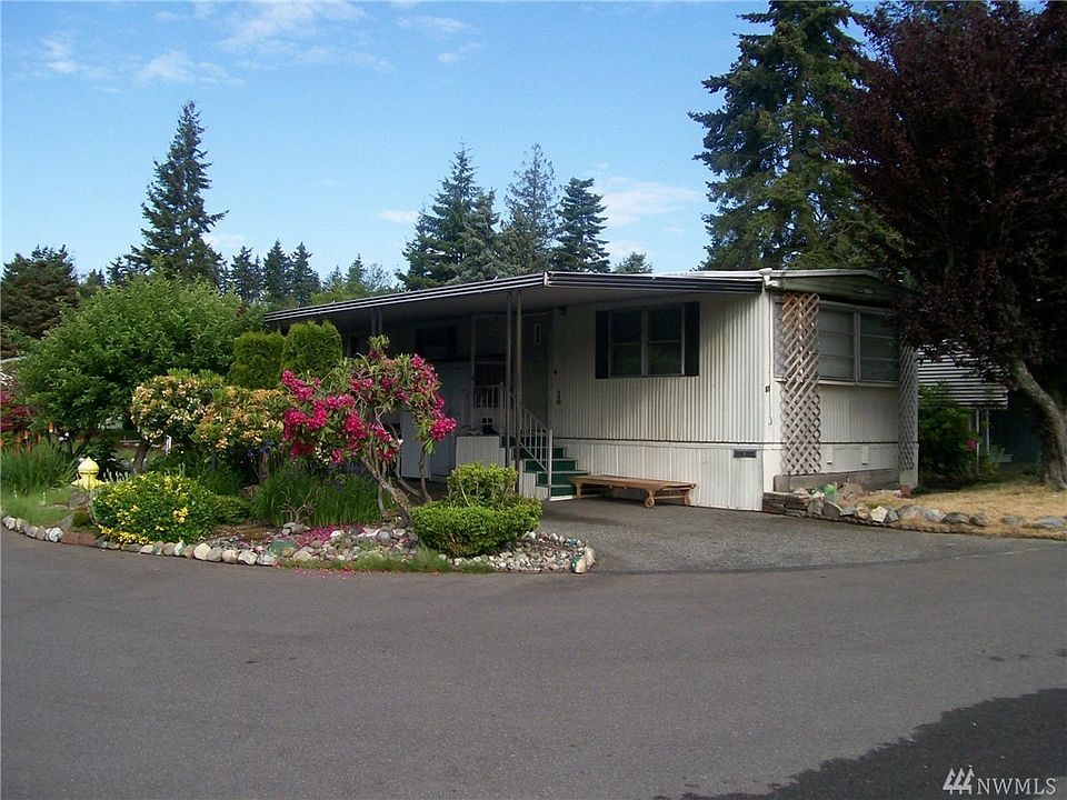 1st image of 5220 176th St SW Unit 62