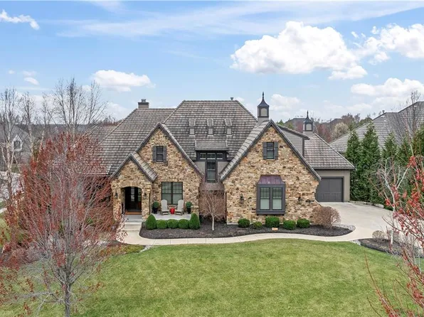 15917 King St, Overland Park, KS 66221