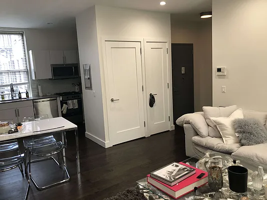 Rented by Dalan Rentals | media 25