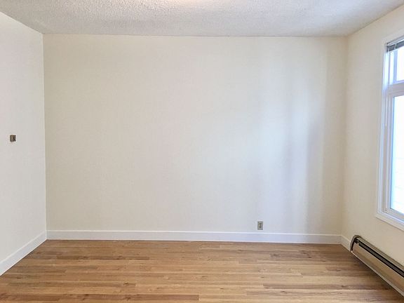 4th image of 1324 Jackson St APT 24