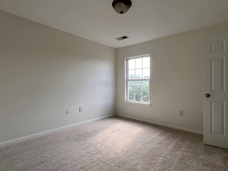 314 Shady Creek Ln — Photo 9