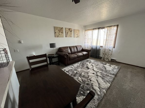 210 4th Ave W #4