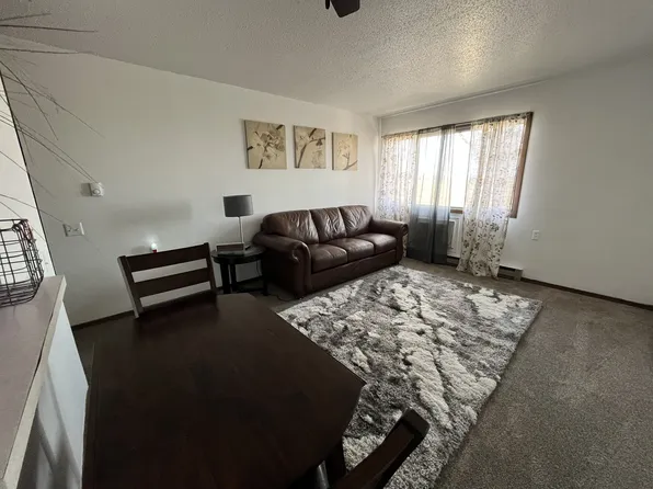 210 4th Ave W, Beardsley, MN
