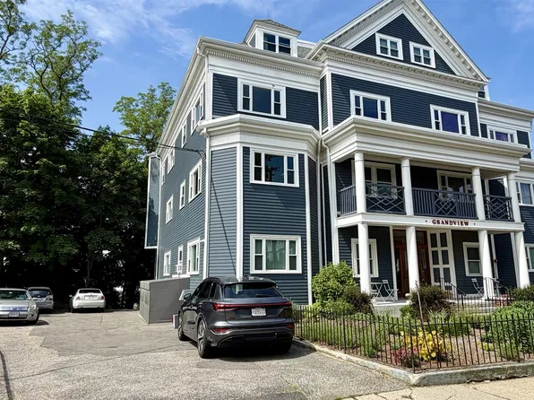 82 Munroe St, Somerville, MA 02143