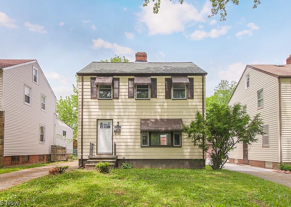 1st image of 17611 Walden Ave