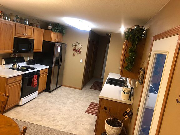 5th image of 307 Herwig Dr