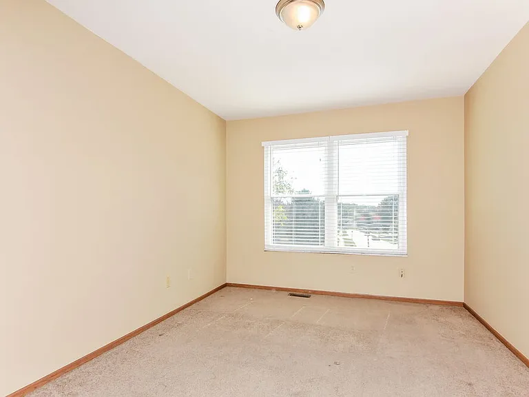 14480 Williamsburg Manor Dr — Photo 11