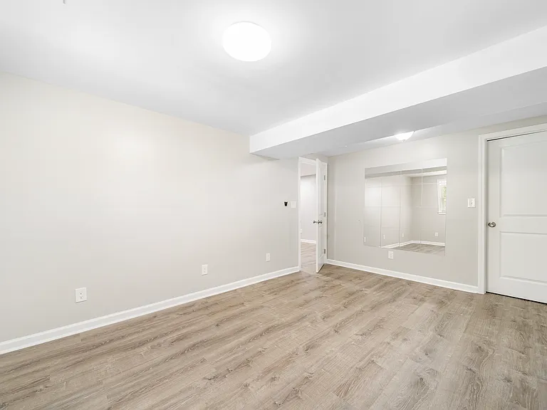 2128 Mark Trl — Photo 35