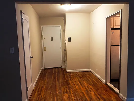 Rented by Prime Realty | media 11