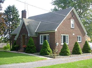 384 Saxonburg Rd, Butler, PA 16002