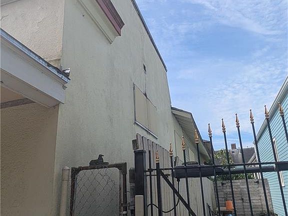 3rd image of 2200 Ursulines Ave