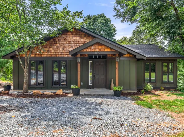 690 Leagan Dr, Blacksburg, SC 29702