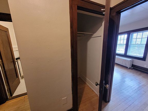 2nd image of 516 1/2 Broadway N APT 106