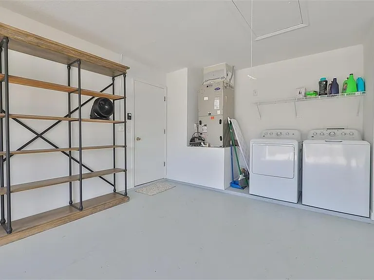 128 Lookout Dr — Photo 30