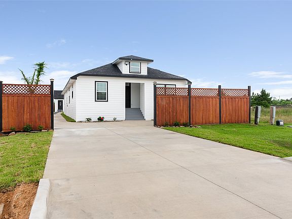 2nd image of 1244 Road 5705