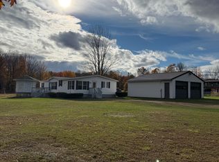 253 Besaw Rd, Phoenix, NY 13135