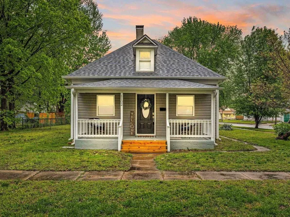 1102 NE Oakland Ave, Topeka, KS 66616