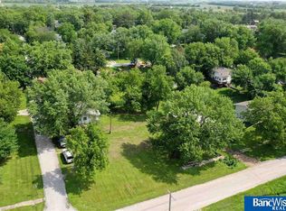 470 Jackson St, Bennet, NE 68317