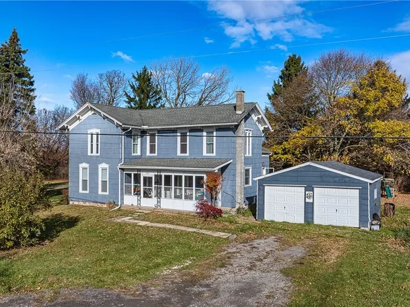 8623 Ernest Rd, Gasport, NY 14067
