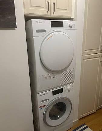 2nd image of 1230 Clay St #103