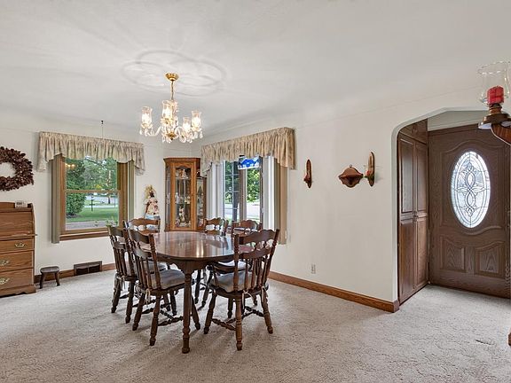 3rd image of 6925 GROTTO AVENUE