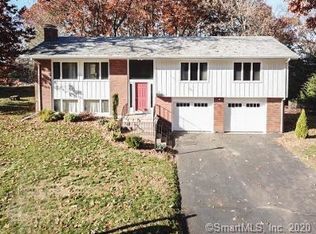 98 Kennedy Rd, Manchester, CT 06042