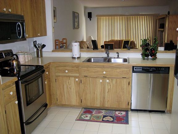 3rd image of 5908 Woodpoint Ter
