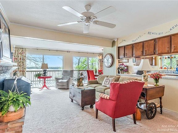 5th image of 1827 Wamplers Heights Dr