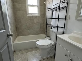 96 Grant Ave APT 2, Jersey City, NJ 07305