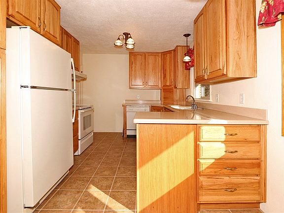 4th image of 3526 W Windsor Dr