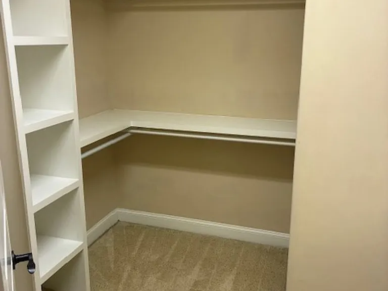 102 Miller Ct — Photo 25