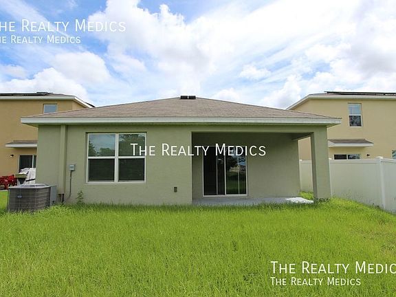 3rd image of 11018 Leland Groves Dr